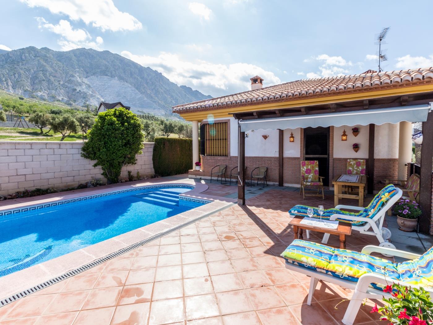 Beautiful country house with pool, in Dúrcal