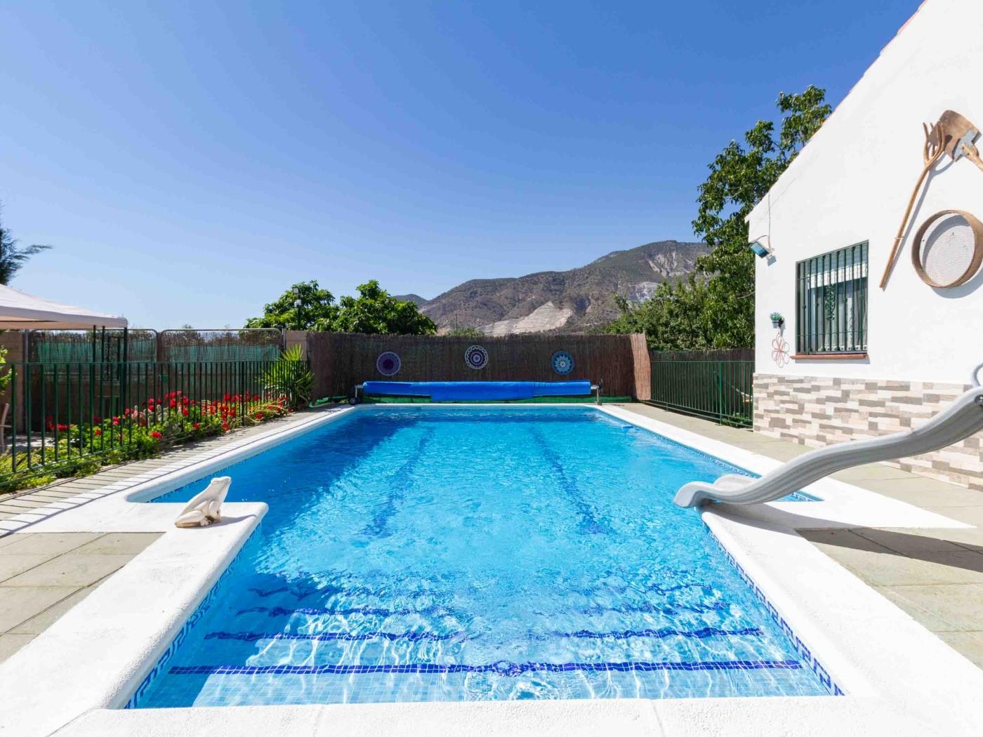 Farmhouse with garden, pool and barbecue in Dúrcal