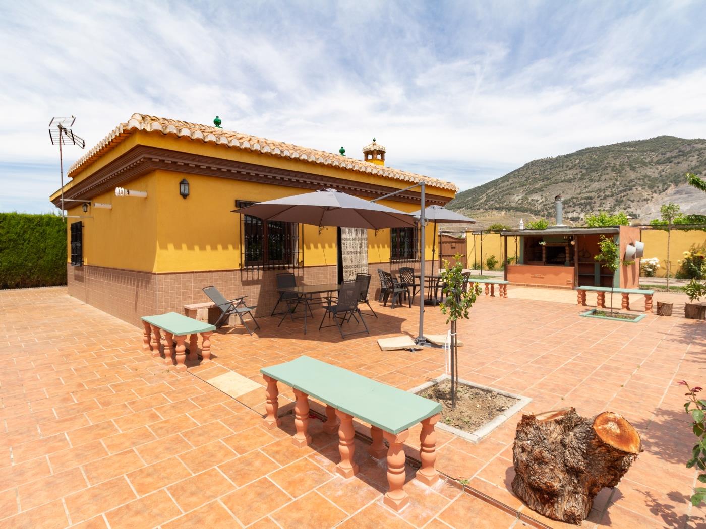 Cottage with private pool, wifi and two bedrooms in Padul