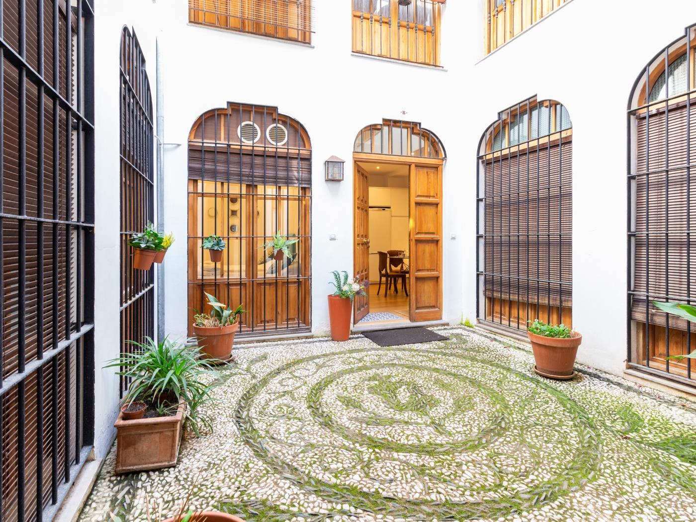 Apto Catedral. Mooi appartement met de beste locatie in het centrum van Granada. .en Granada