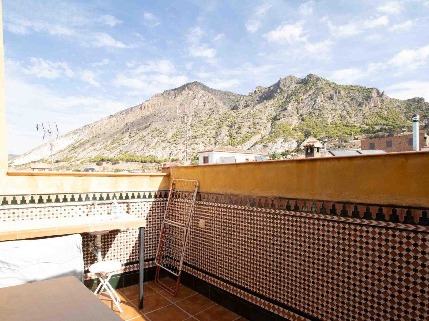 Family house with three rooms, fireplace - terrace in Nigüelas