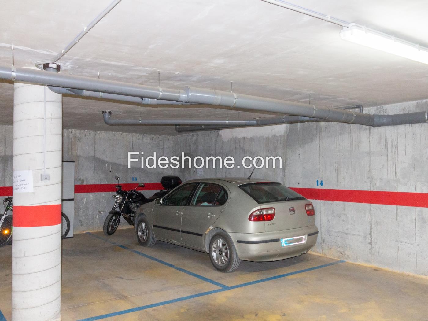 Garage space for car and motorcycle, at 60 Echevarría Street, Dúrcal. in Dúrcal