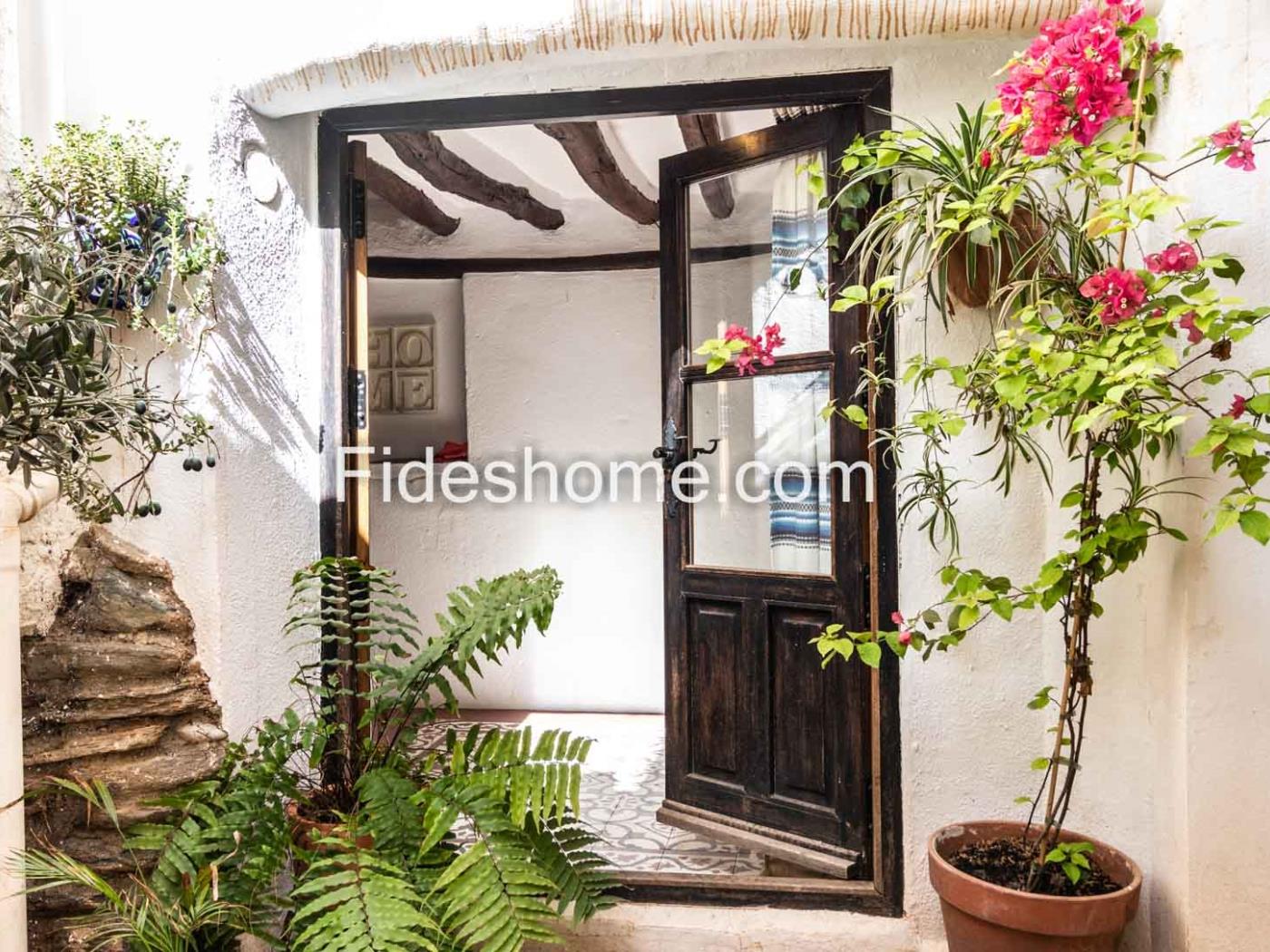 Herrliches charmantes Haus mit Terrasse und Aussicht in Chite. in Chite