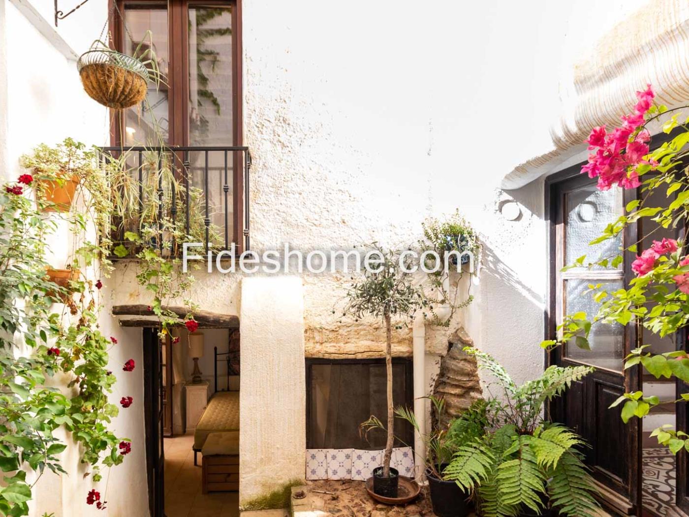 Magnífica casa con encanto, terraza y vistas en Chite. en Chite