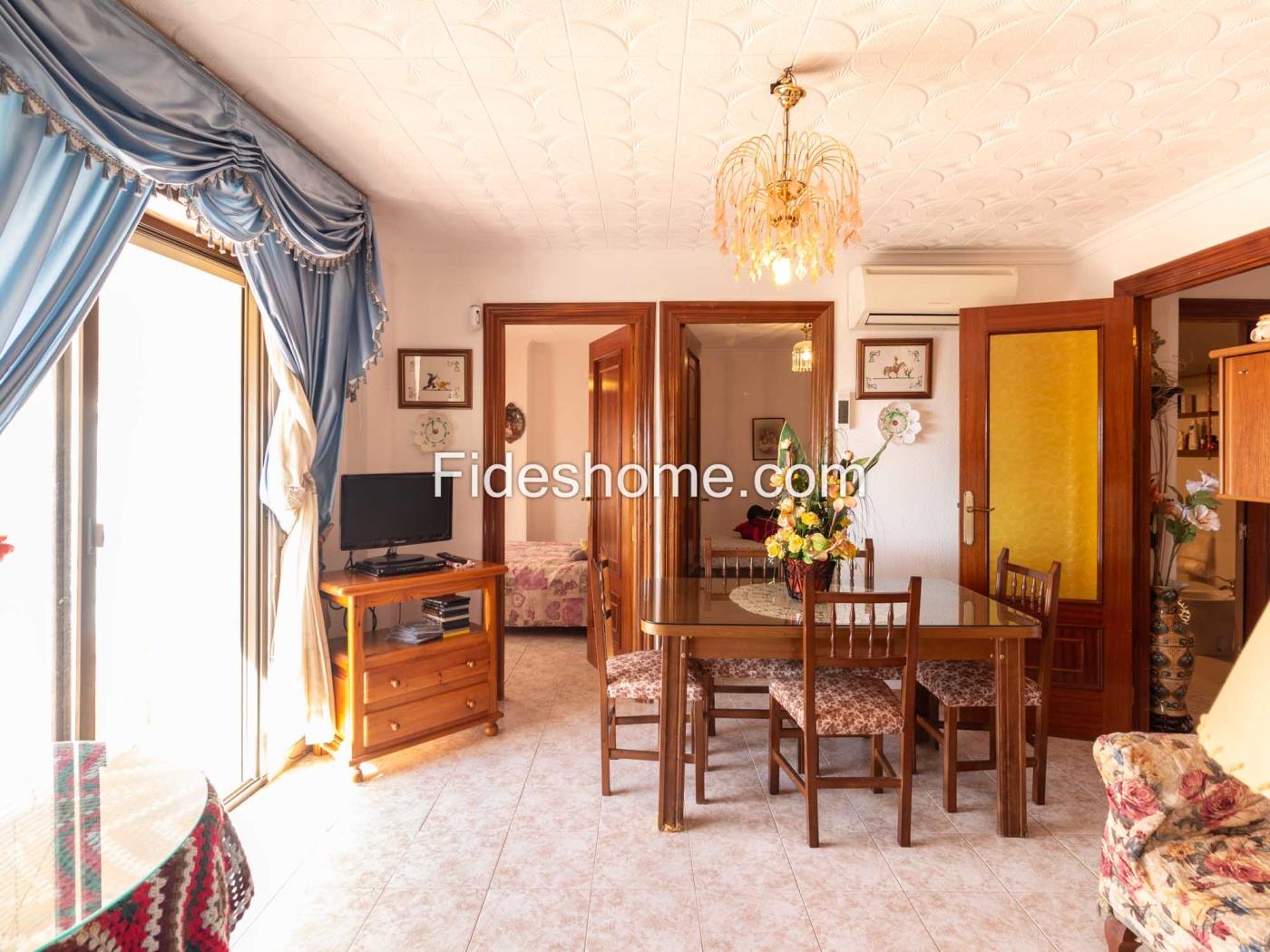 Three bedroom flat very close to the centre of Lanjarón. in Lanjarón