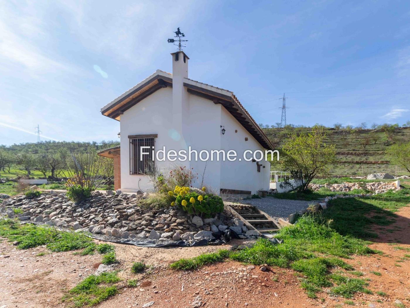 Charming Cortijo in Nigüelas with beautiful views and fireplace in Nigüelas