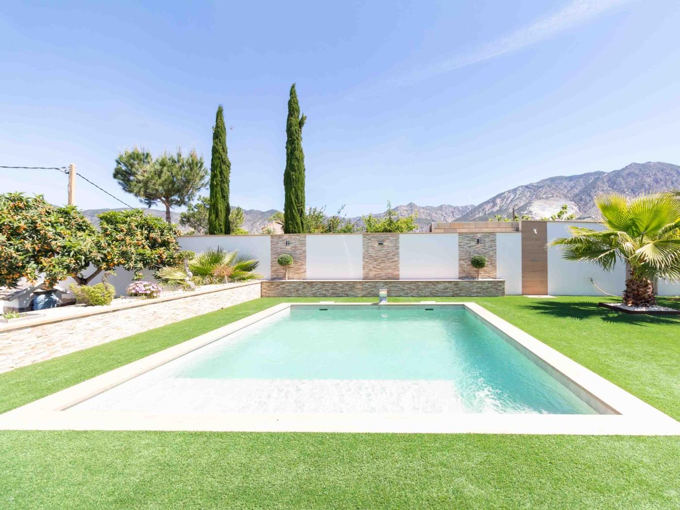 Schönes Cortijo mit spektakulärer aussicht in Dúrcal