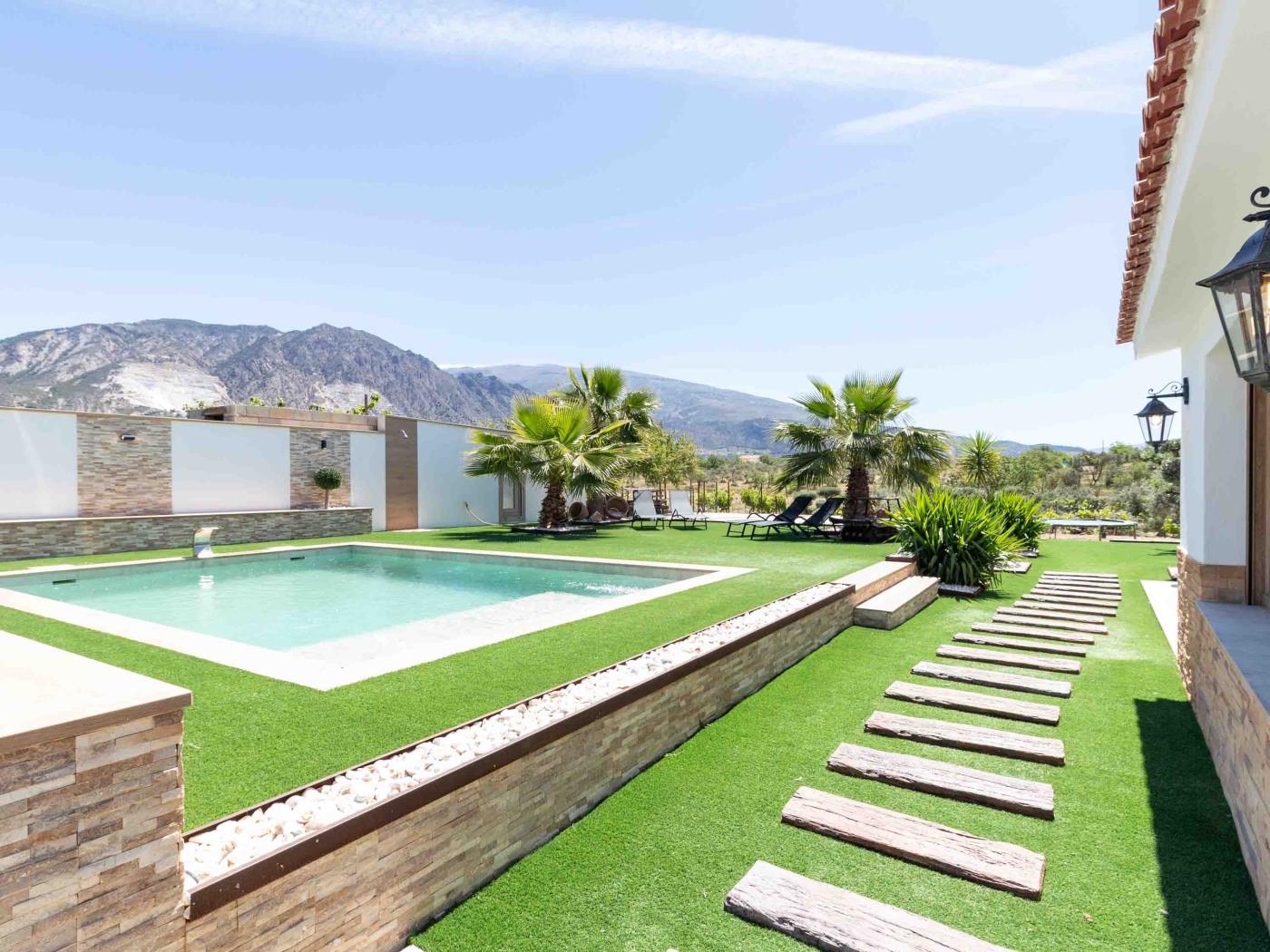 Schönes Cortijo mit spektakulärer aussicht in Dúrcal