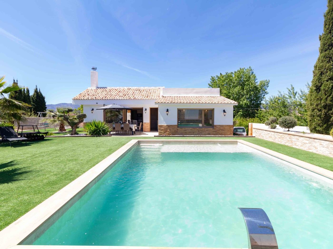 Schönes Cortijo mit spektakulärer aussicht in Dúrcal