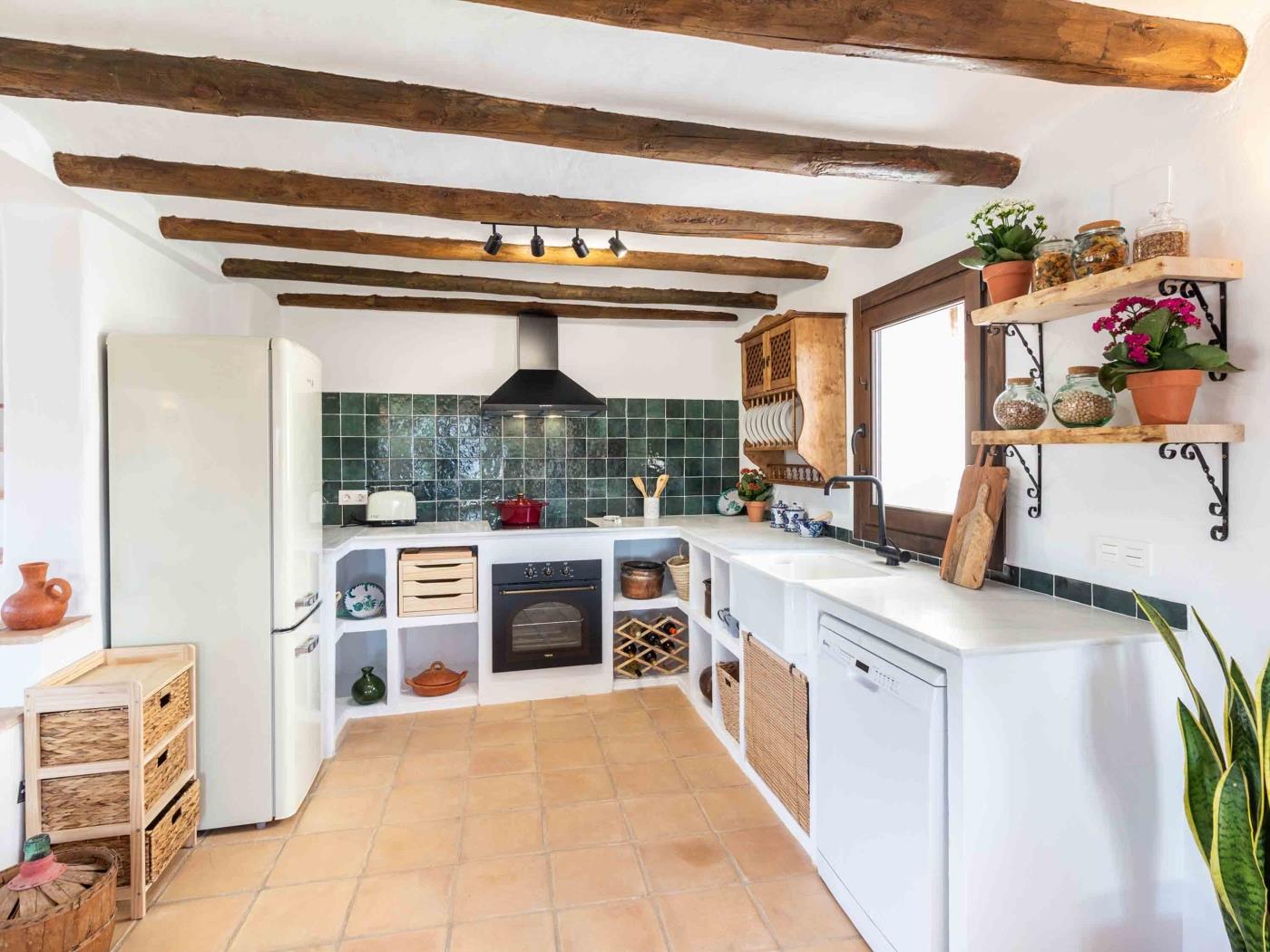 Magnifique maison rustique avec piscine, jardin et vue à Acequias