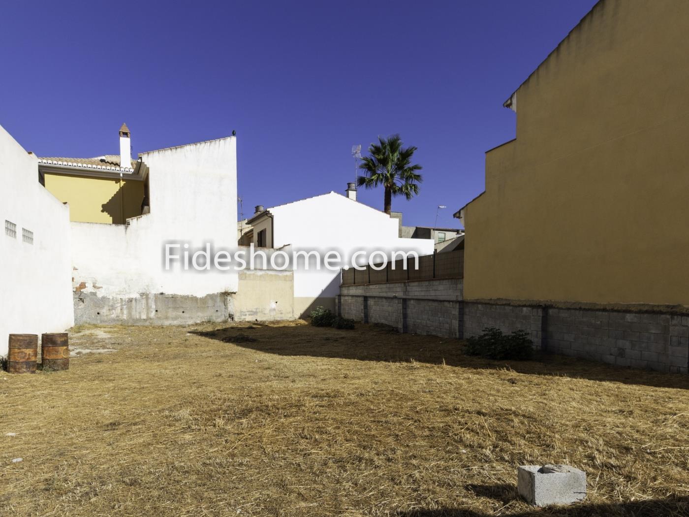 Magnificent urban plot in the town of Dúrcal in Dúrcal