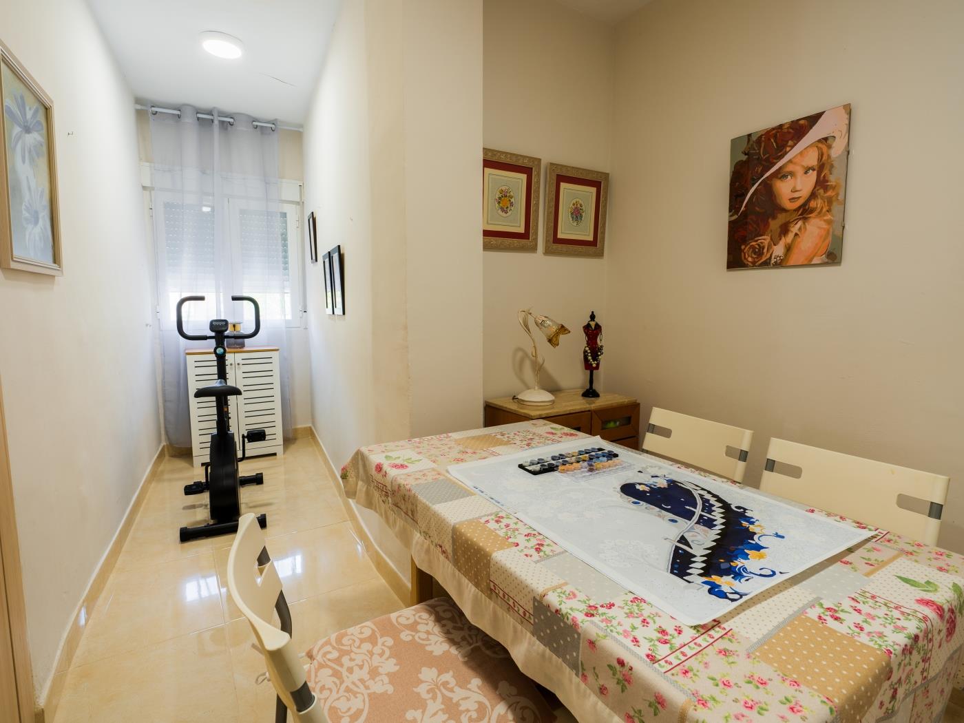 Appartement entièrement rénové et en plein centre à Dúrcal