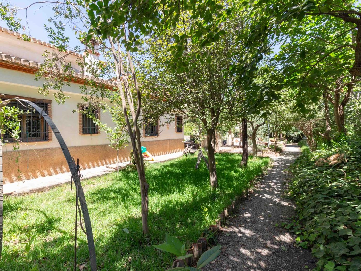 Bonita casa con piscina privada y terraza en Nigüelas