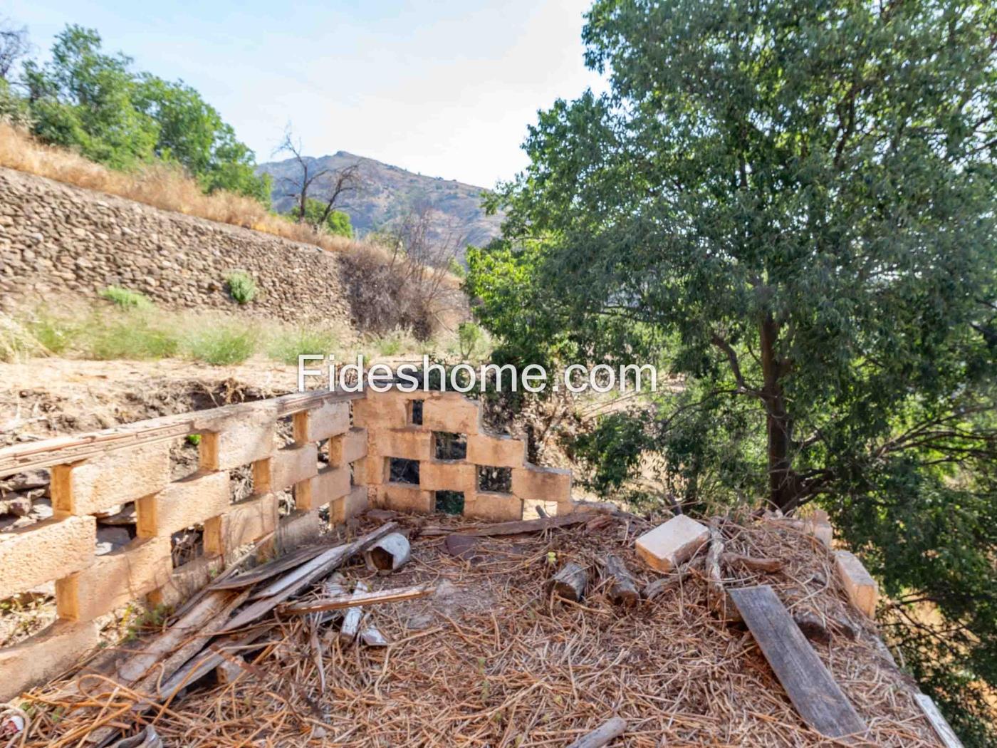 Farmhouse with irrigated land and views in Lanjaró in Lanjarón