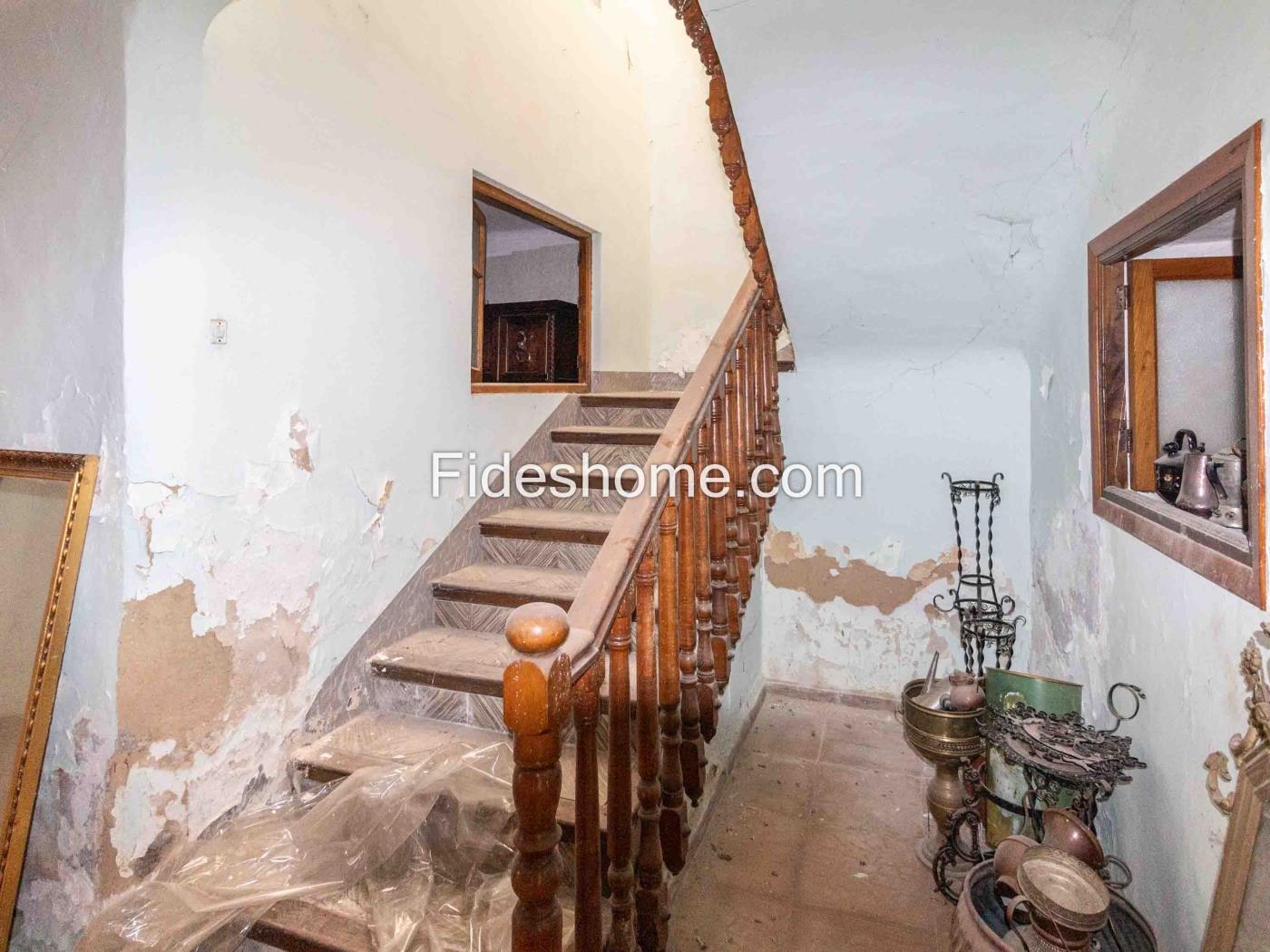 Townhouse with large garden area in Dúrcal