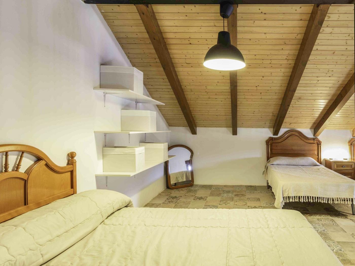 Farmhouse with pool and garden in Dúrcal