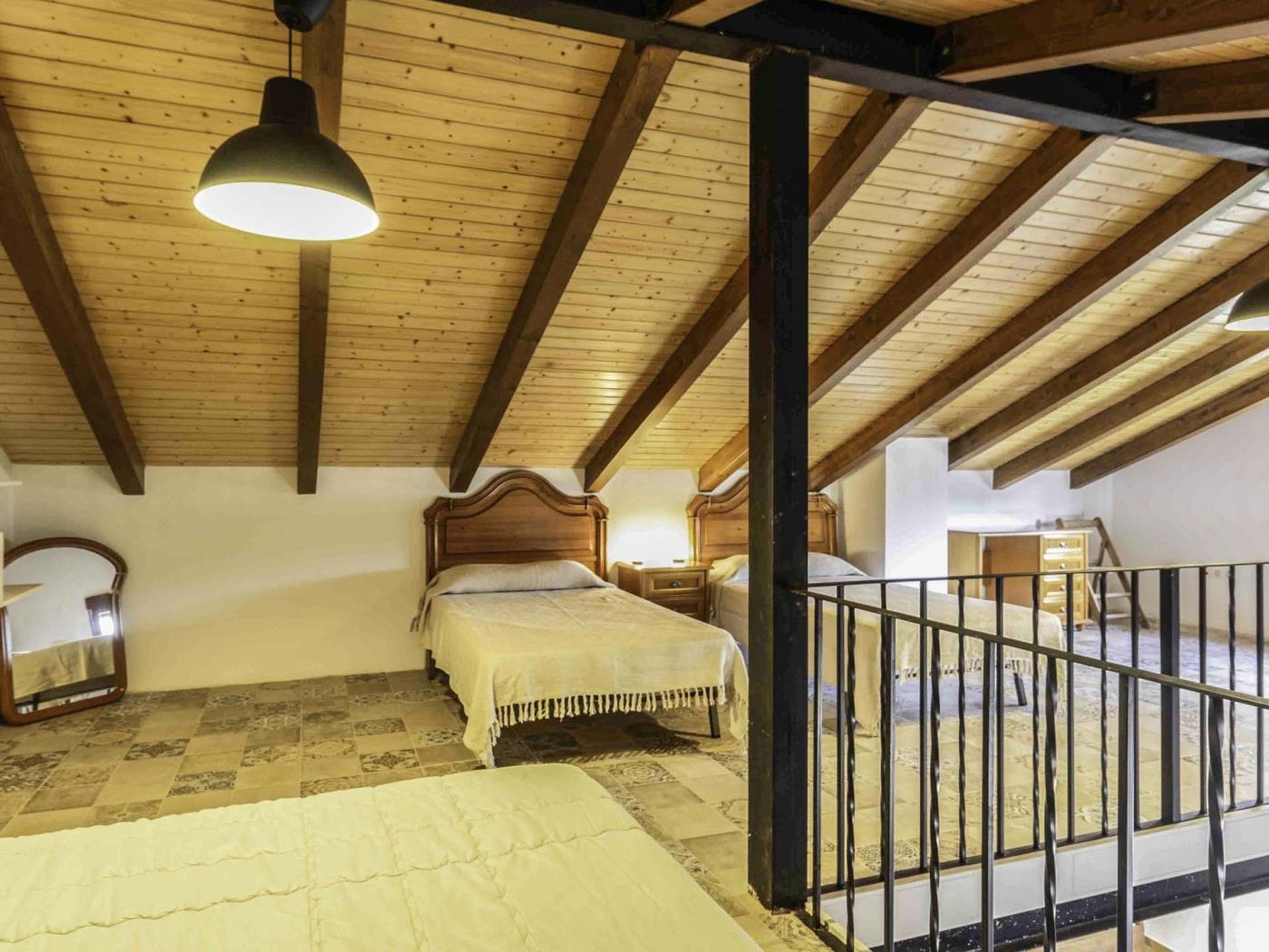 Farmhouse with pool and garden in Dúrcal
