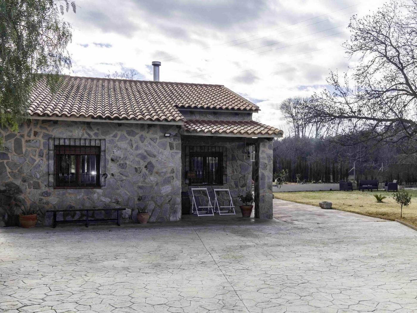 Farmhouse with pool and garden in Dúrcal