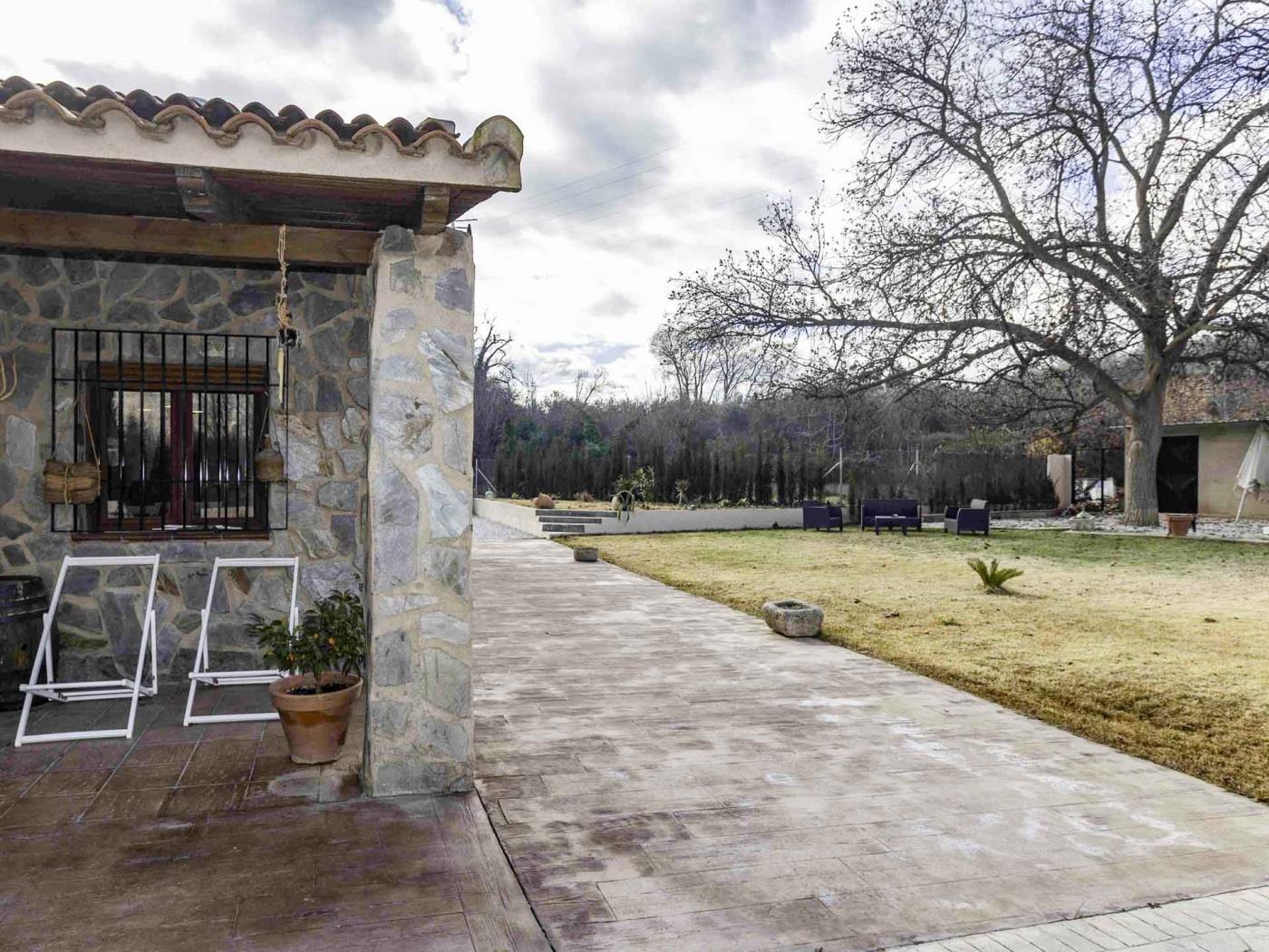 Farmhouse with pool and garden in Dúrcal