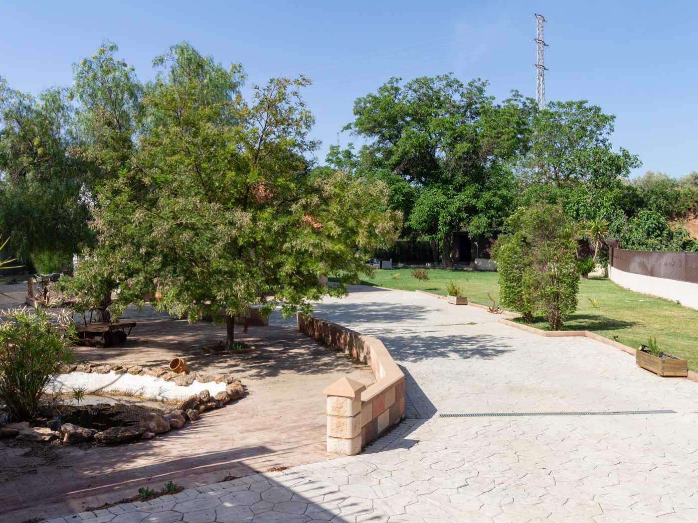 Cortijo con piscina y jardín en Dúrcal