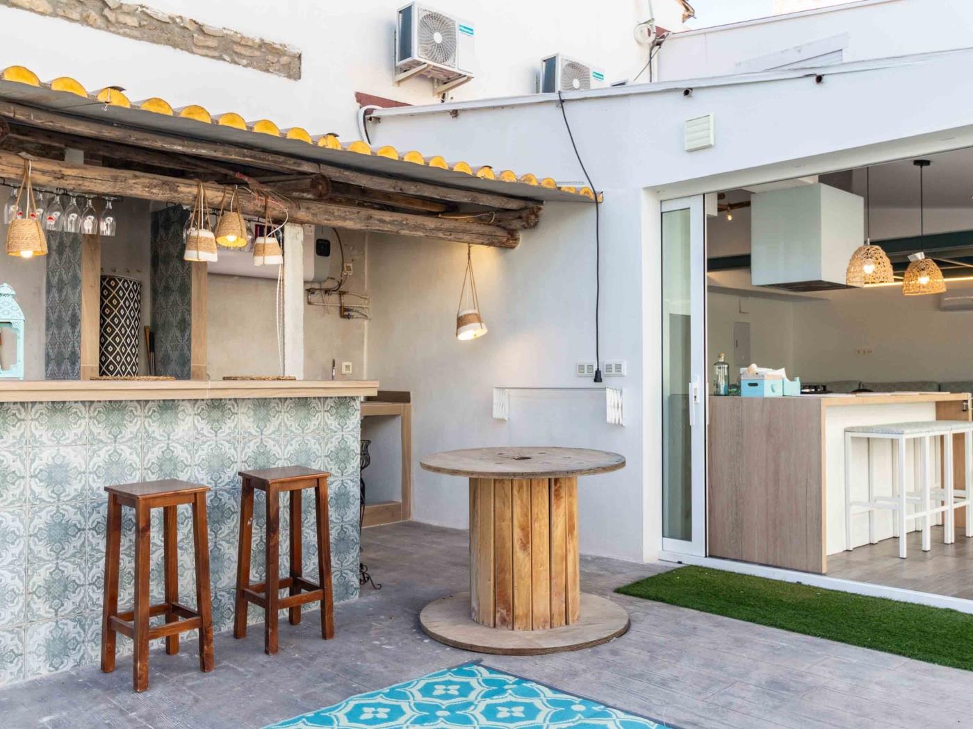 Kleines Haus mit Garten und Pool, ideal für Paare in Atarfe