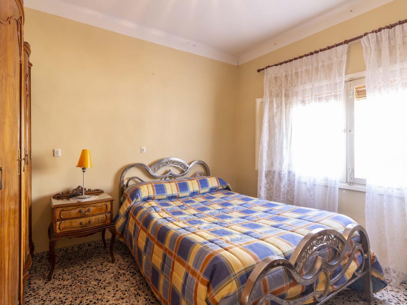 Luminosa casa de pueblo con patio en Dúrcal en Dúrcal