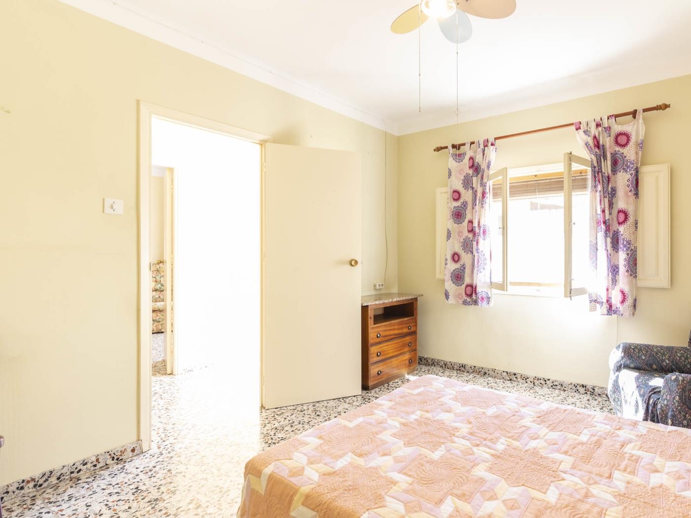 Luminosa casa de pueblo con patio en Dúrcal en Dúrcal