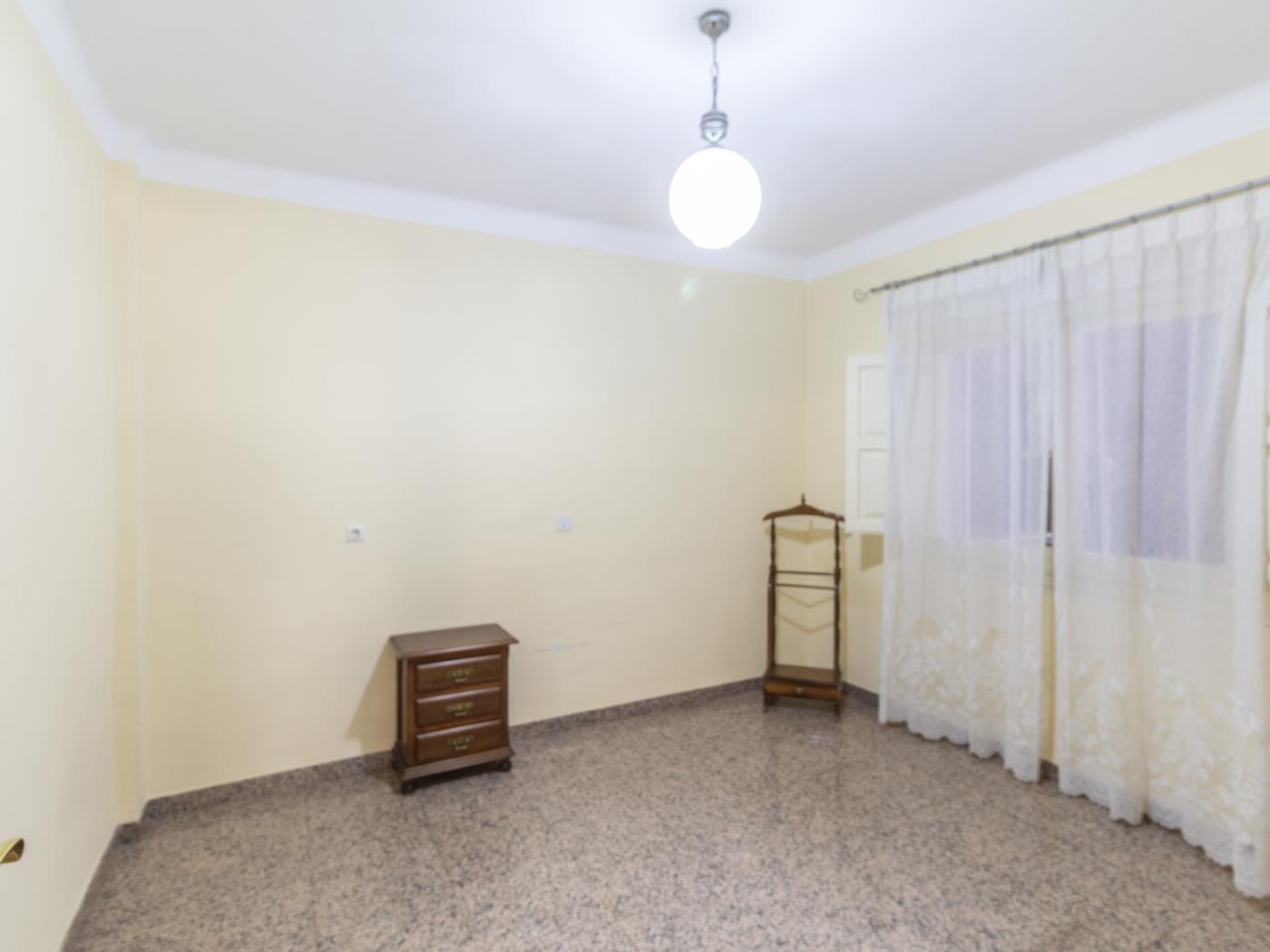 Luminosa casa de pueblo con patio en Dúrcal en Dúrcal