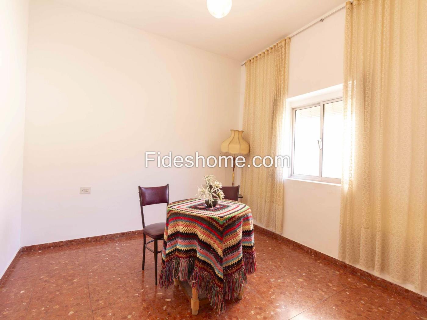 Ruim en Licht Huis met Terrassen in Dúrcal .en Dúrcal
