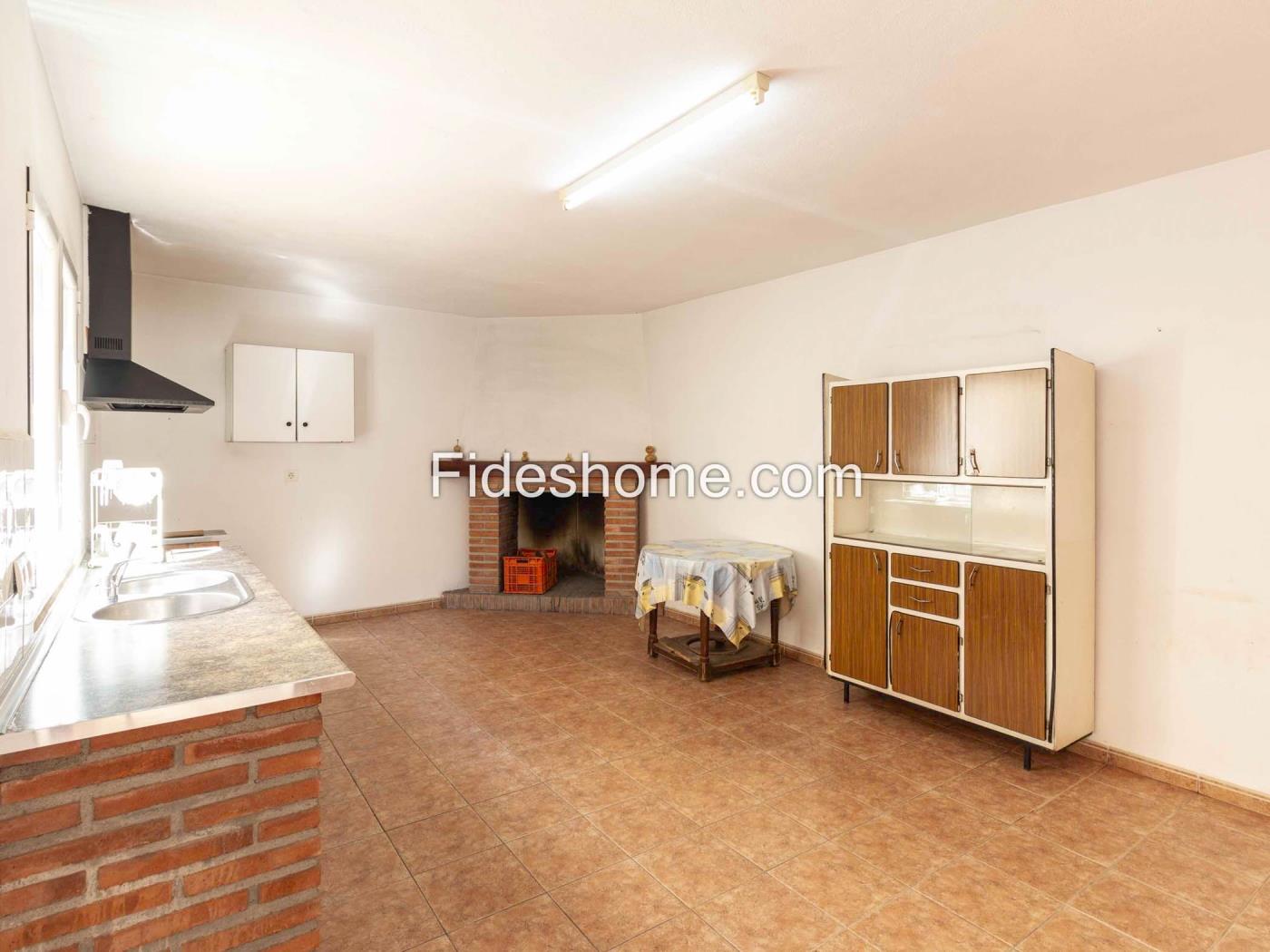 Ruim en Licht Huis met Terrassen in Dúrcal .en Dúrcal