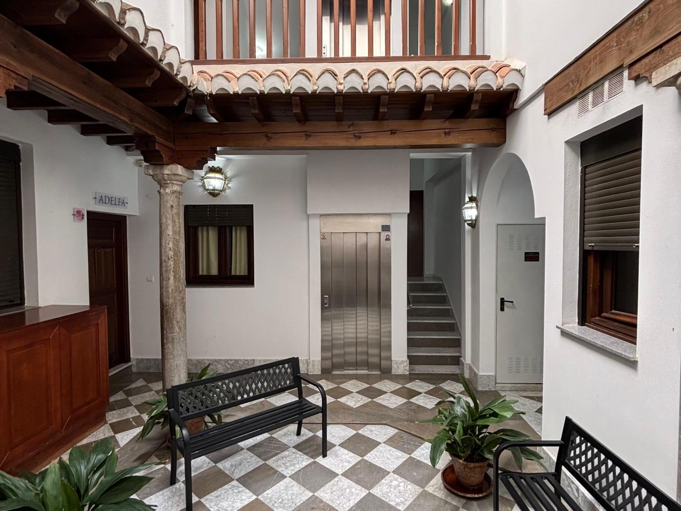 Appartement Adelfa en plein centre avec Wi-Fi à Granada