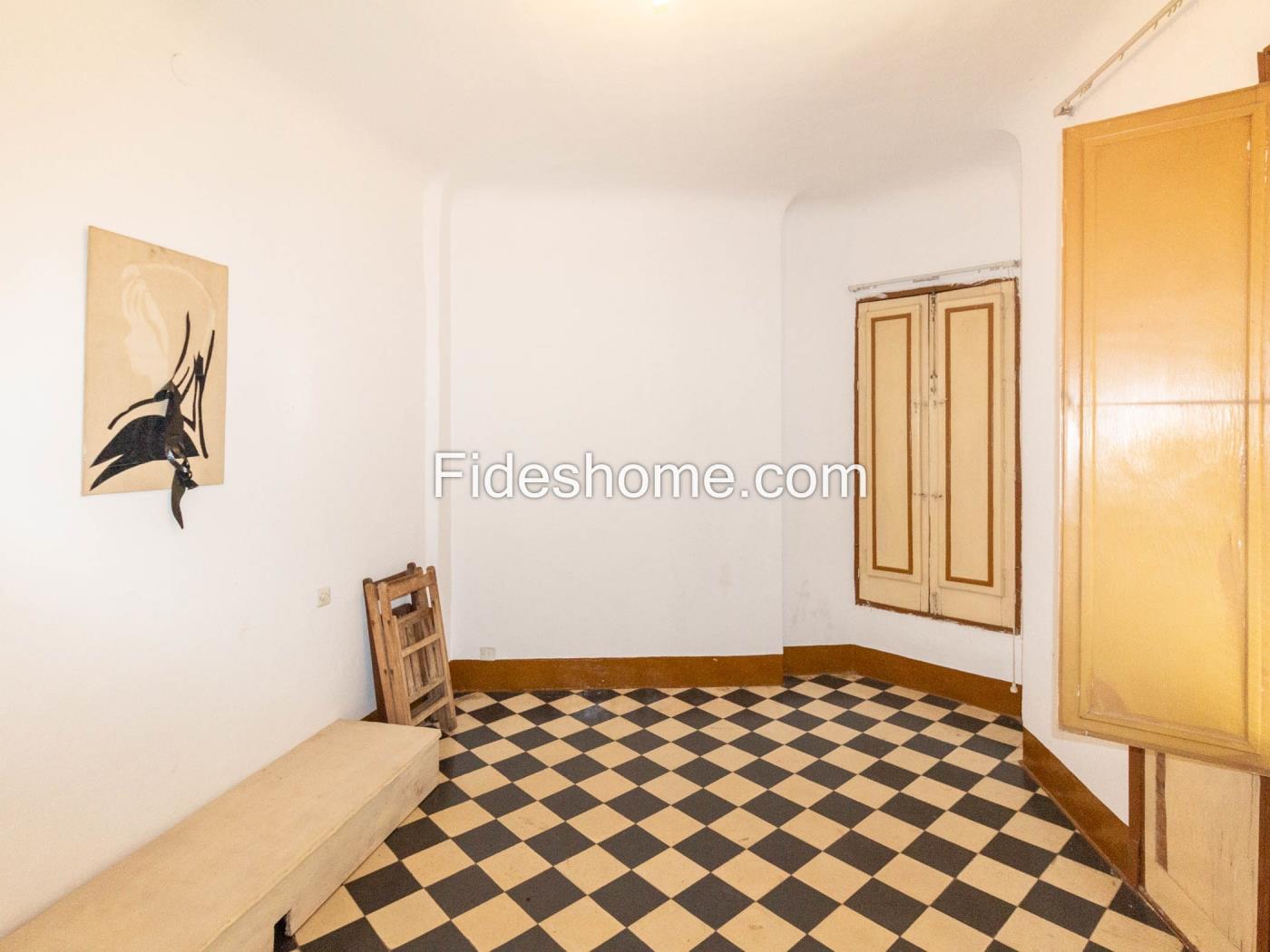 Wonen en werken in het hart van Dúrcal .en Dúrcal