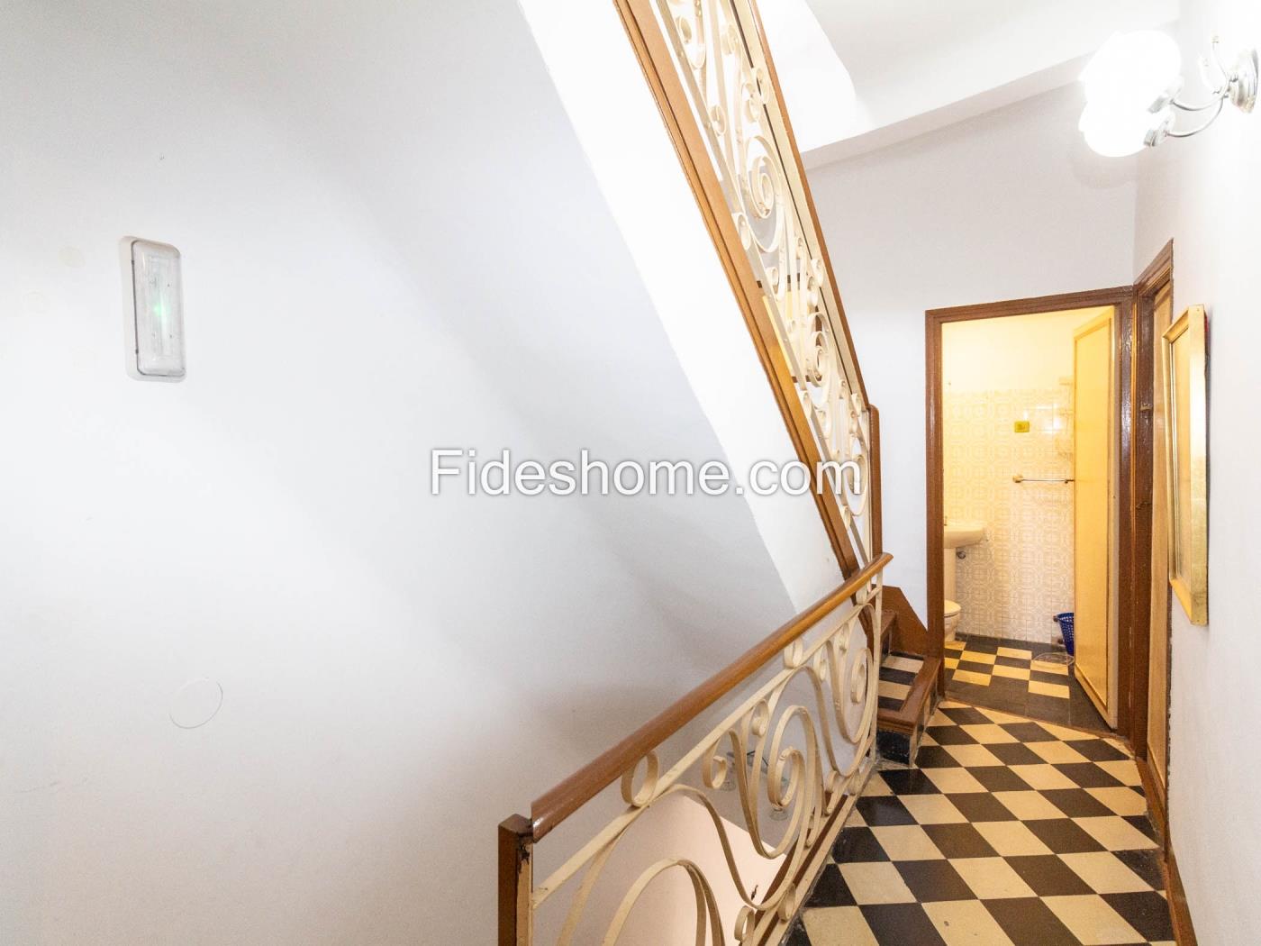 Wonen en werken in het hart van Dúrcal .en Dúrcal