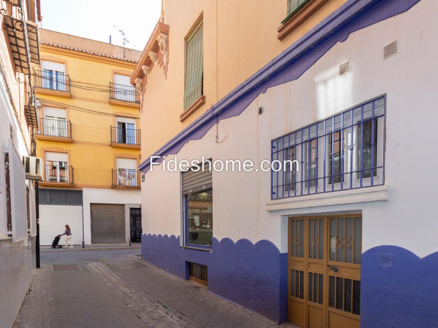Wonen en werken in het hart van Dúrcal .en Dúrcal