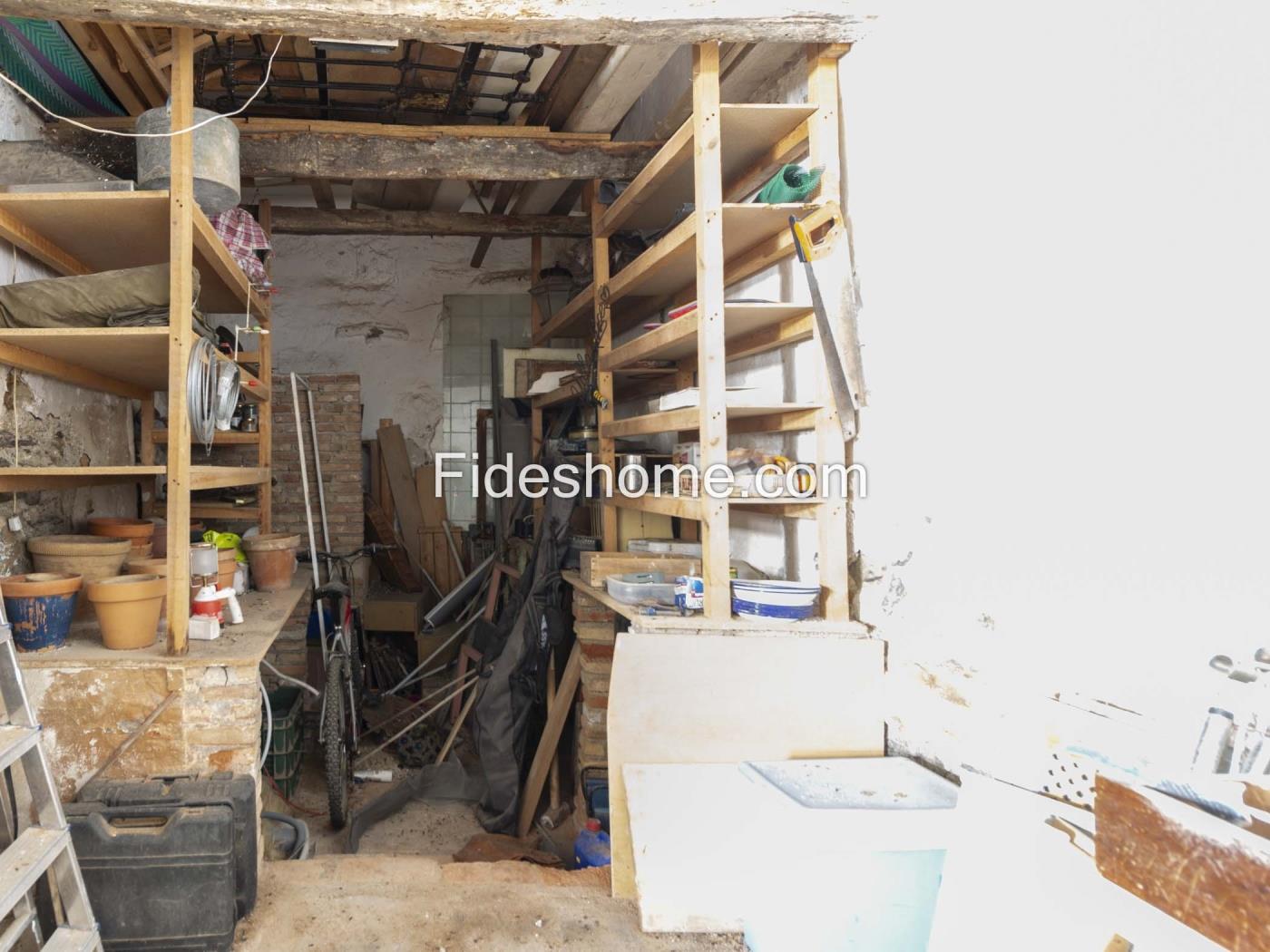 Casa de pueblo en venta en Calle Santísima Trinidad 42, Lecrin en Chite