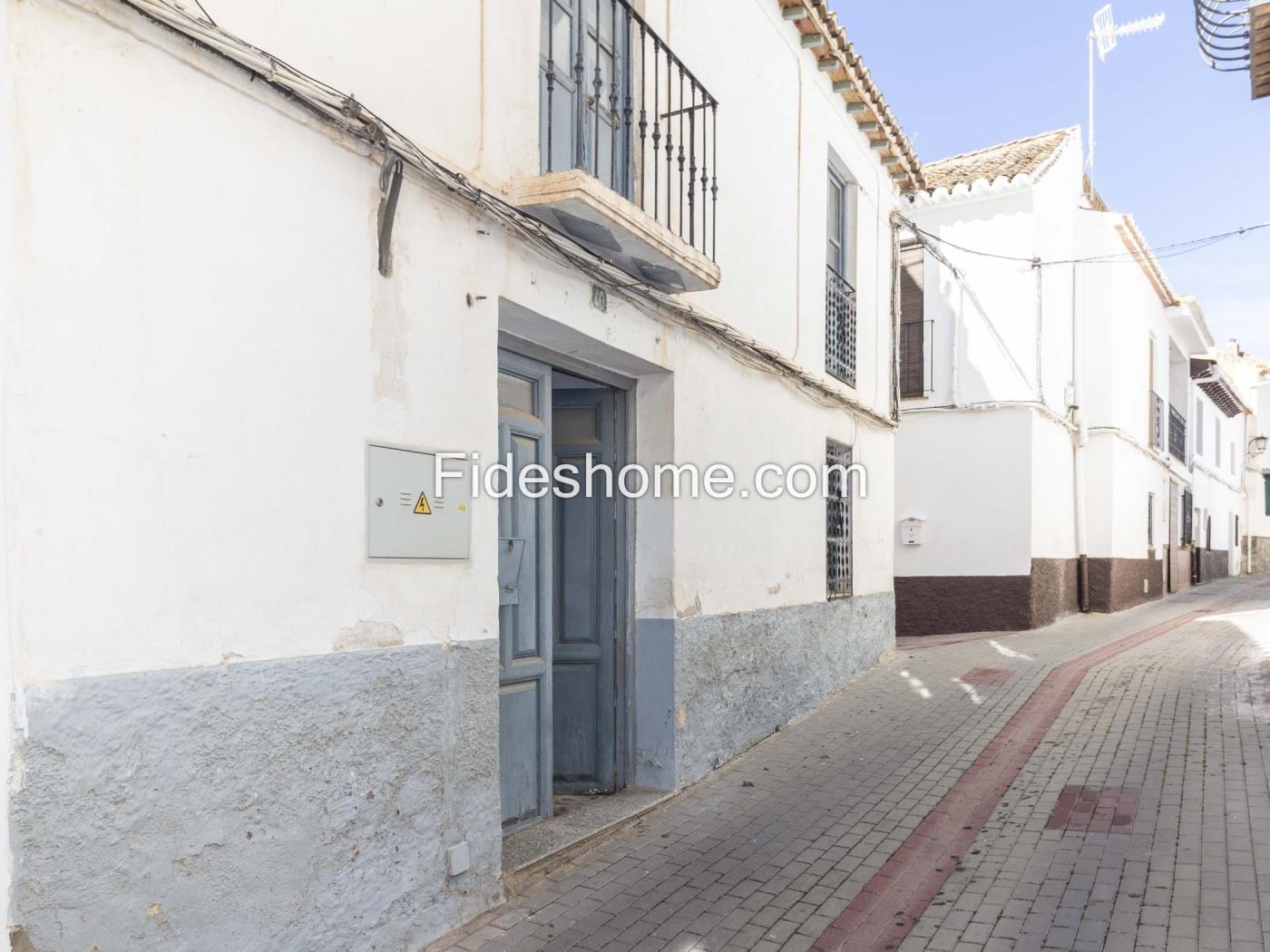 Casa de pueblo en venta en Calle Santísima Trinidad 42, Lecrin en Chite