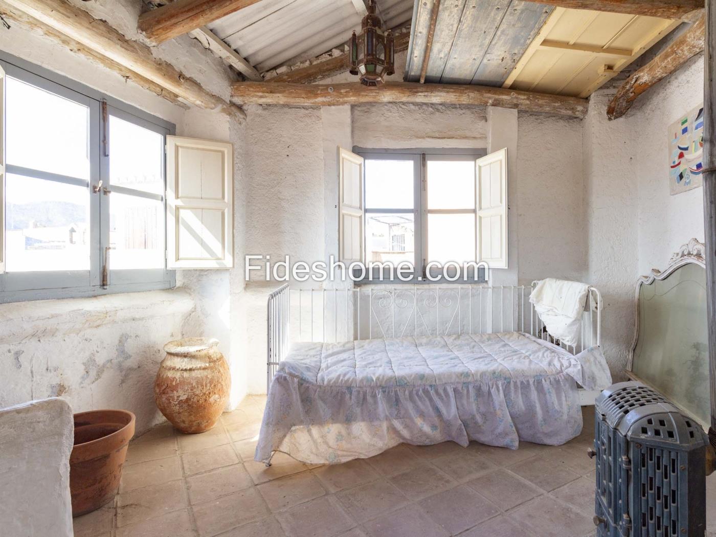 Casa de pueblo en venta en Calle Santísima Trinidad 42, Lecrin en Chite