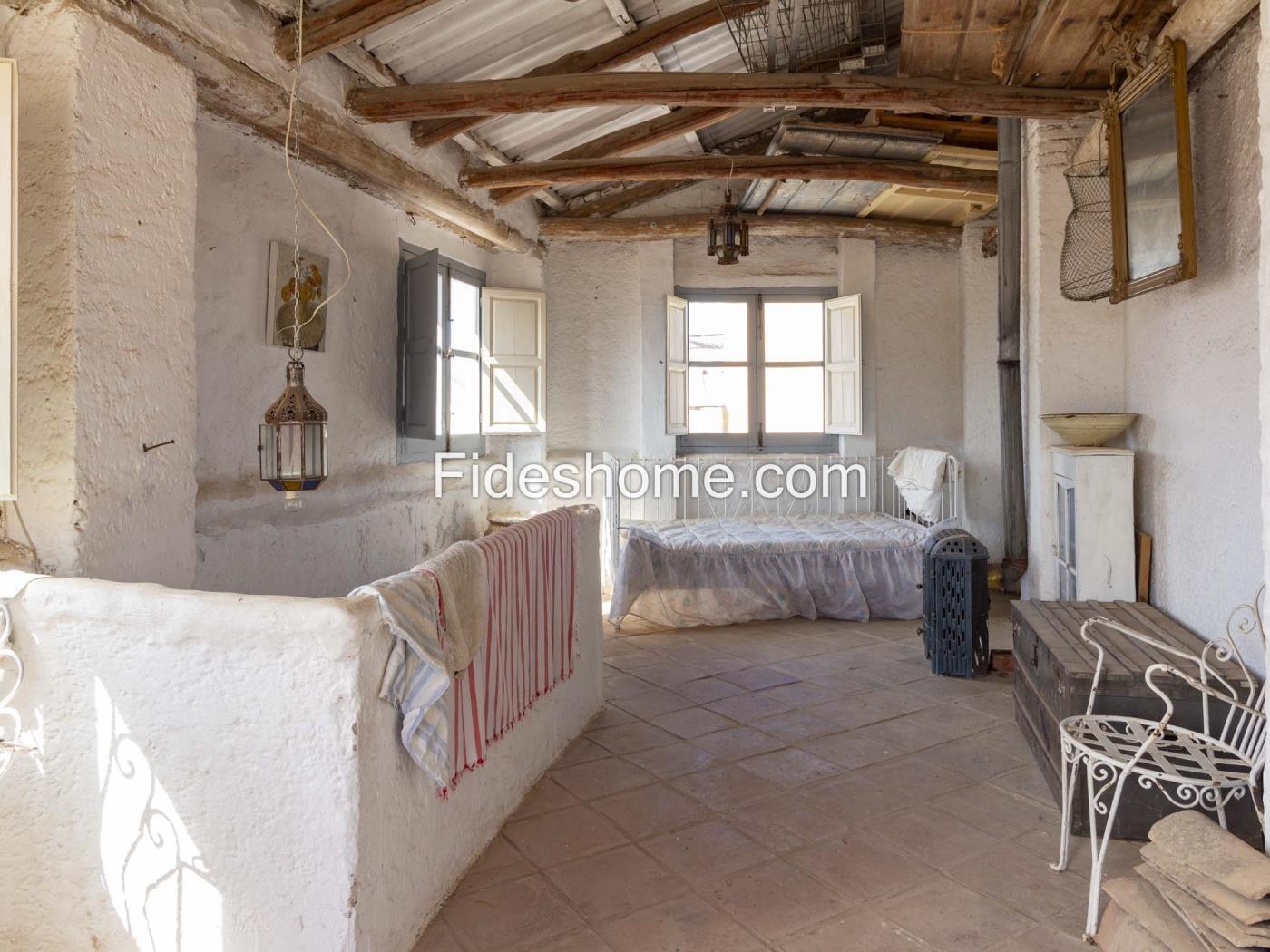 Casa de pueblo en venta en Calle Santísima Trinidad 42, Lecrin en Chite