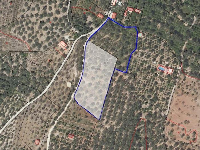 Ferme irriguée avec un permis de remise à outils de 70 m2 à Chite
