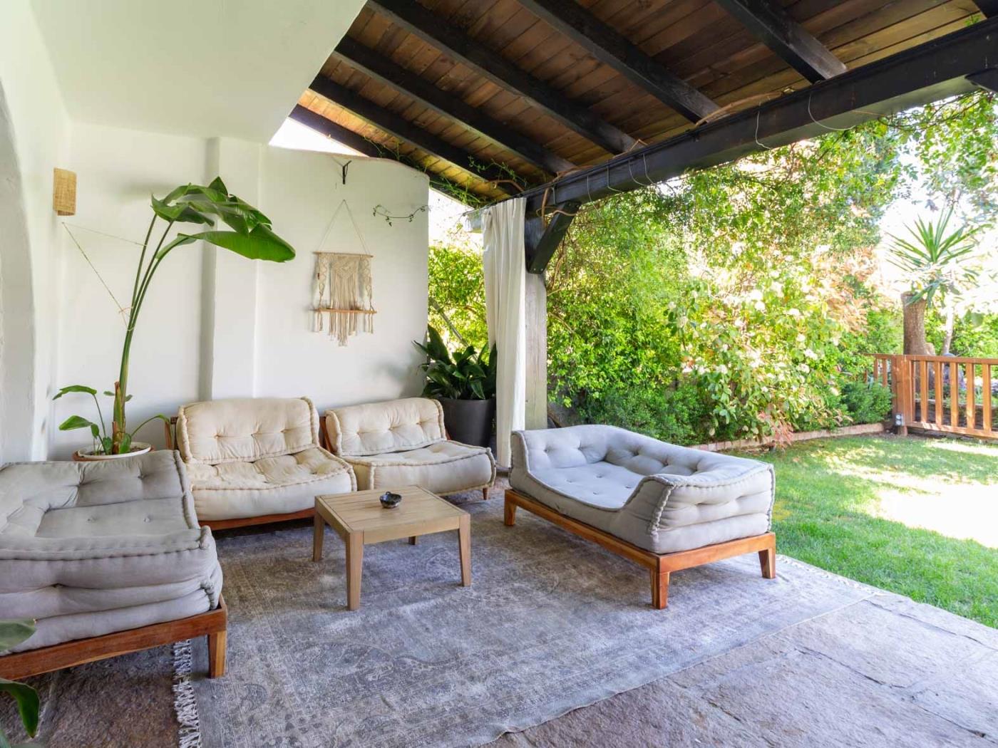 Belle maison avec piscine au coeur de la vallée de Lecrín à Restábal