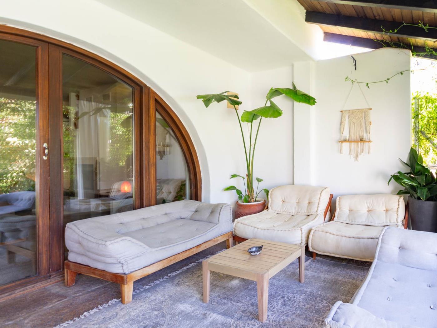 Belle maison avec piscine au coeur de la vallée de Lecrín à Restábal