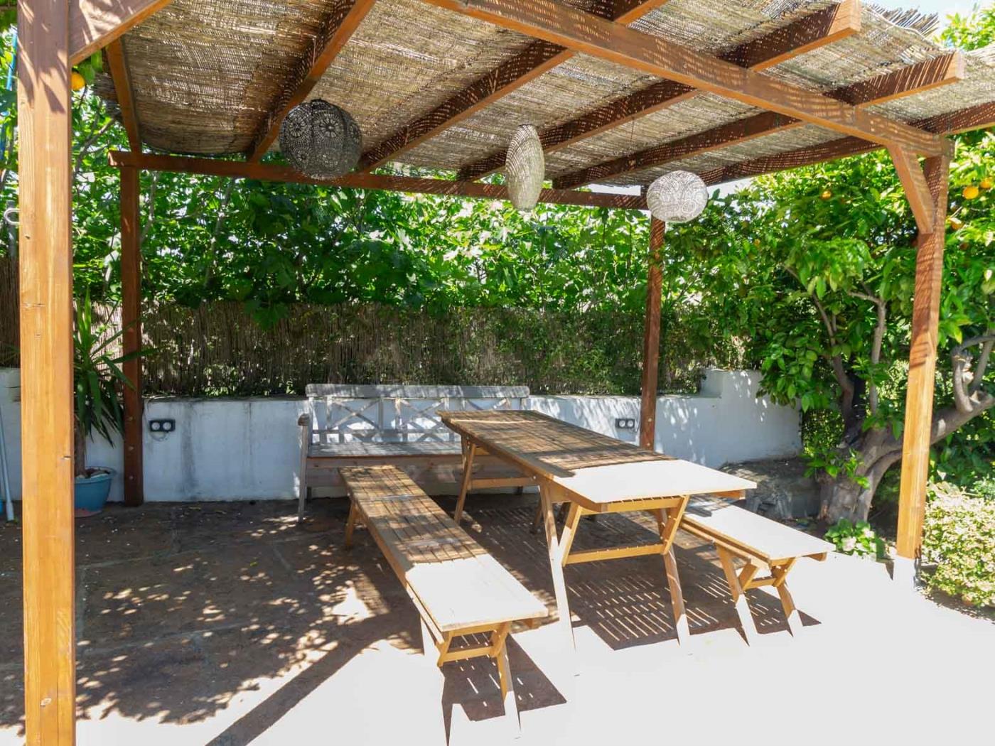 Belle maison avec piscine au coeur de la vallée de Lecrín à Restábal