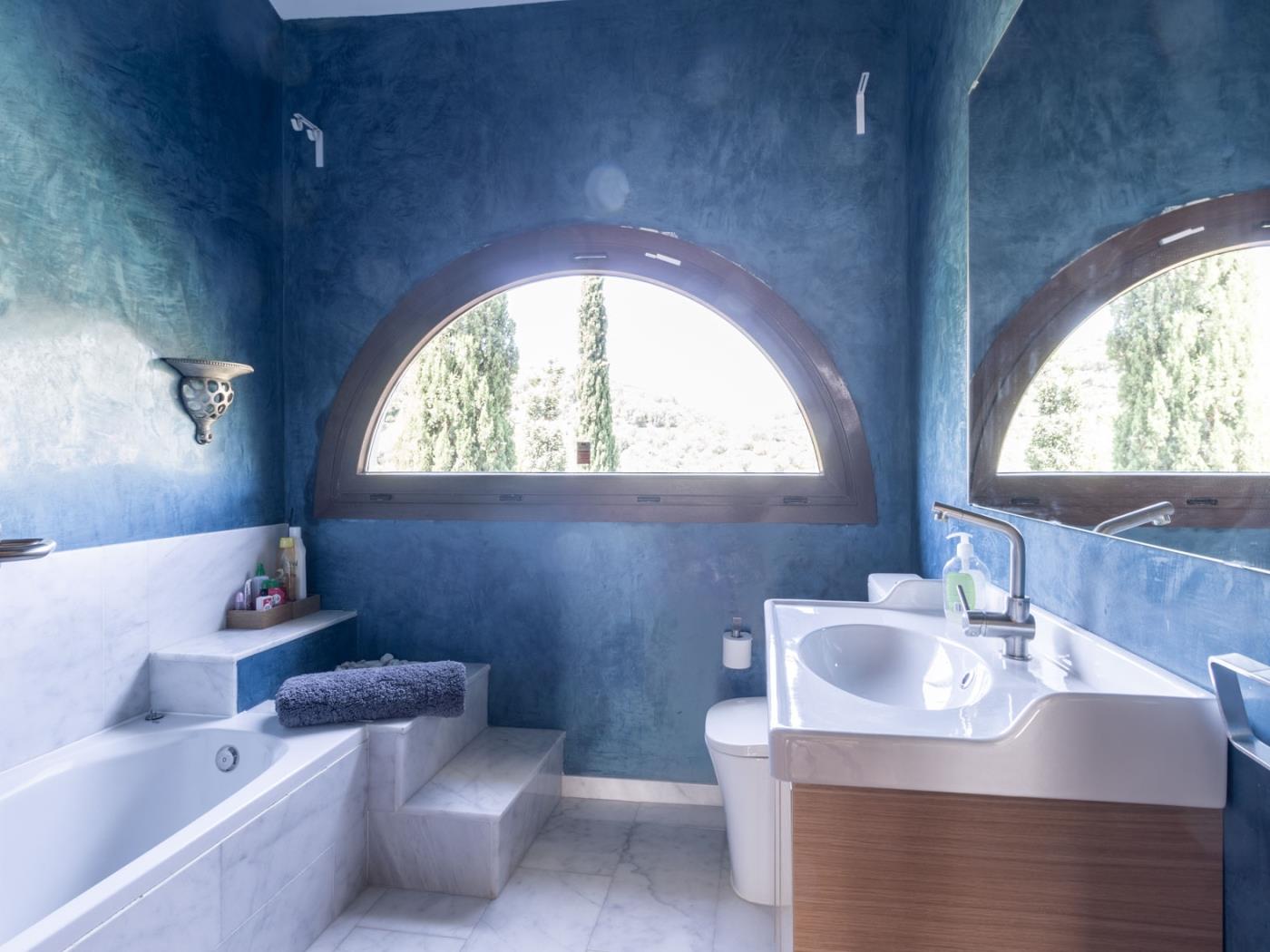 Belle maison avec piscine au coeur de la vallée de Lecrín à Restábal