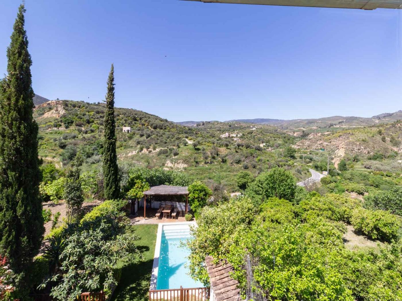 Belle maison avec piscine au coeur de la vallée de Lecrín à Restábal