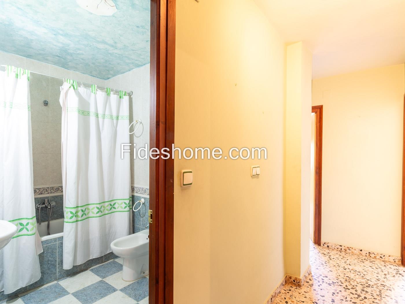 Spacious and bright apartment in Dúrcal in Dúrcal
