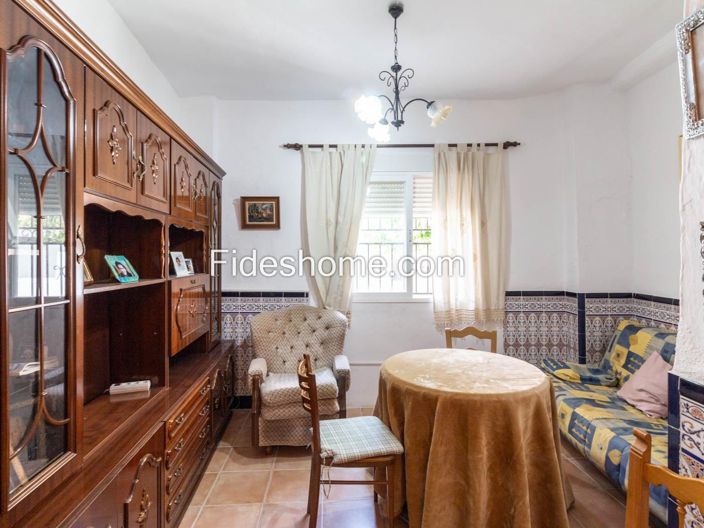 Maison de ville à vendre sur la Plaza de la Moneda 6, Durcal à Dúrcal
