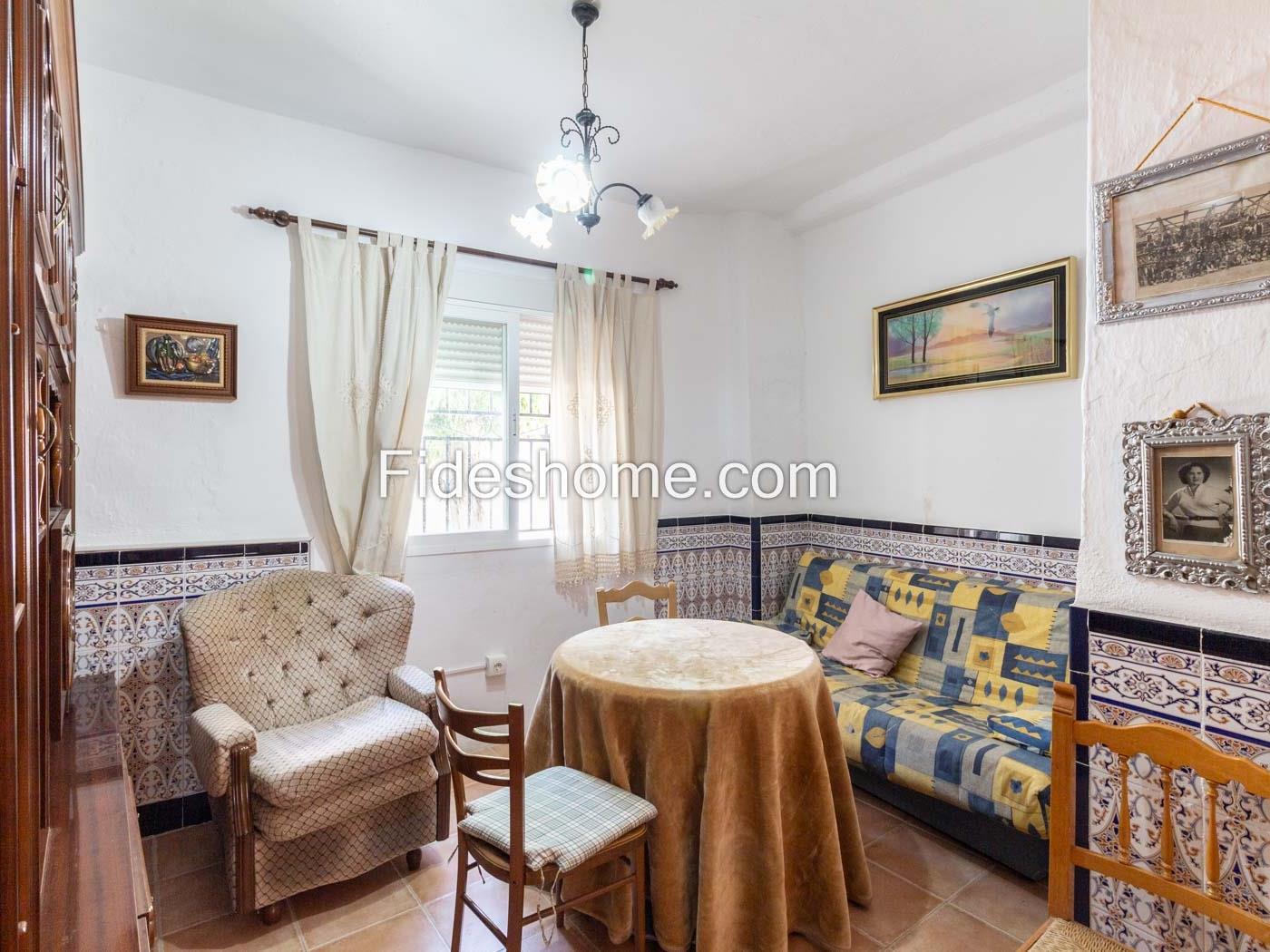 Maison de ville à vendre sur la Plaza de la Moneda 6, Durcal à Dúrcal