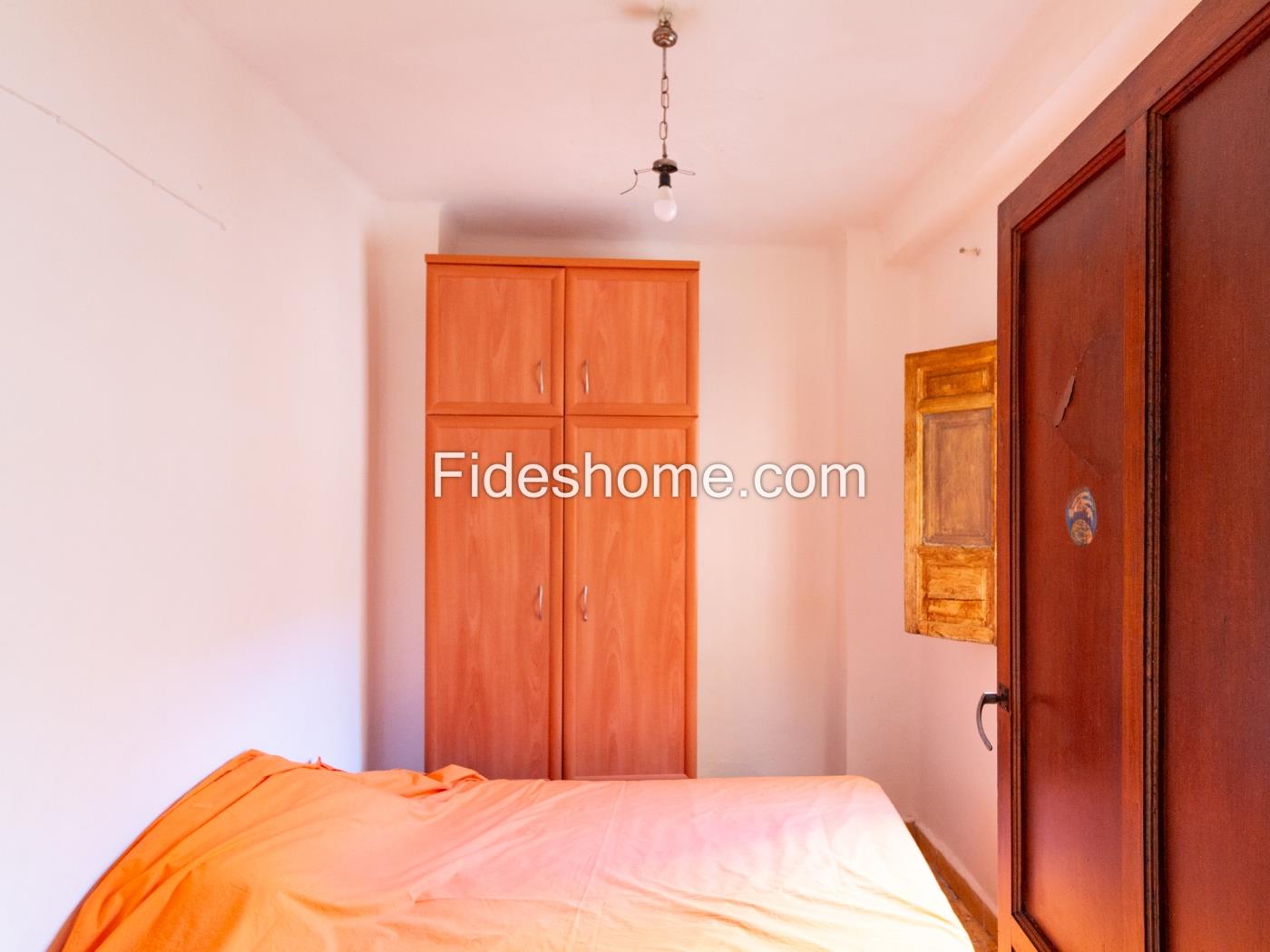 Tussenwoning / Chalet te koop op Plaza Soto 10, Dúrcal .en Dúrcal