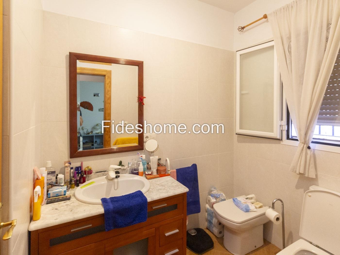 Charming house in Pinos del Valle in Pinos del valle