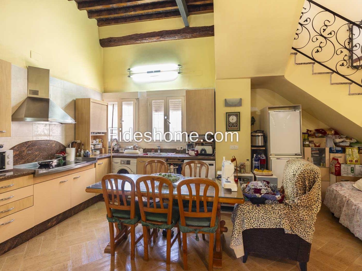 Charming house in Pinos del Valle in Pinos del valle